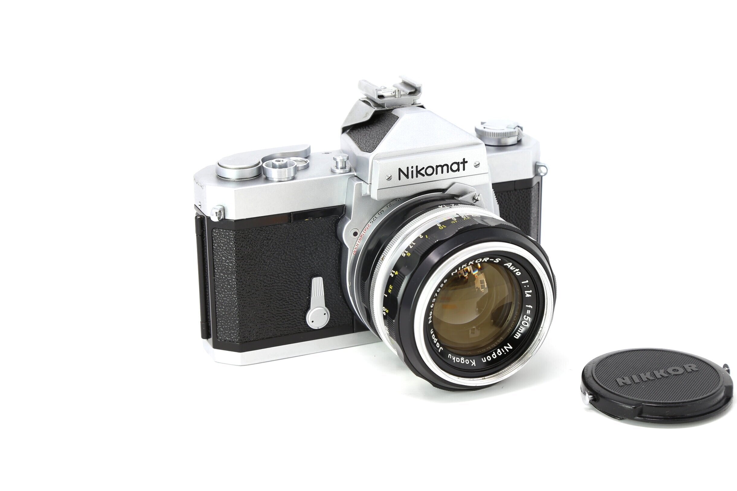 Nikon Nikkormat 35mm Film Camera with 50mm lens – Relics