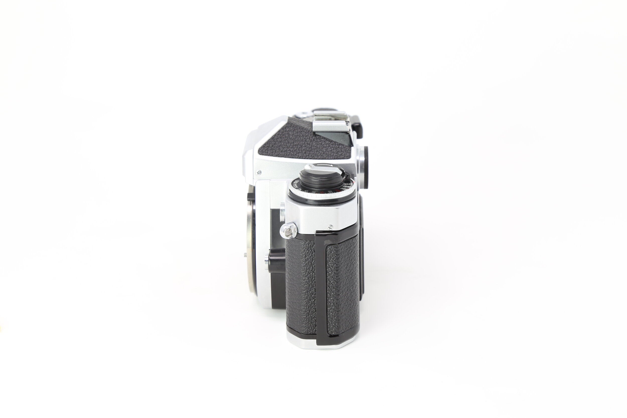 Nikon FE2 35mm Film Camera 50mm 1.8 lens – Relics
