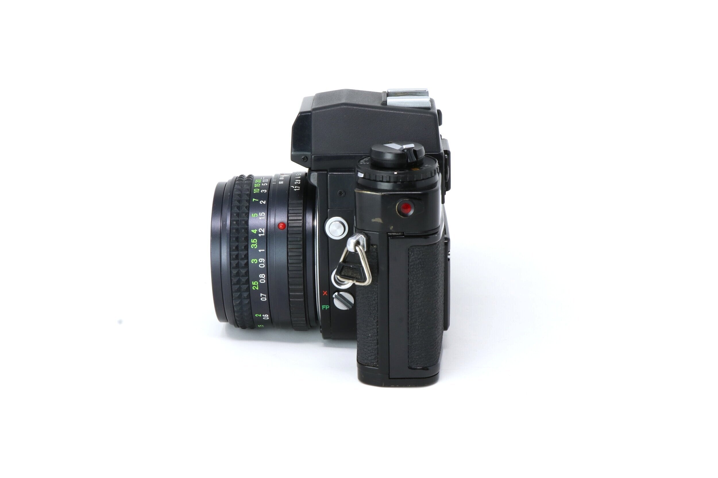 Minolta XE-7 35mm Film Camera with 50mm Lens (1974) – Relics