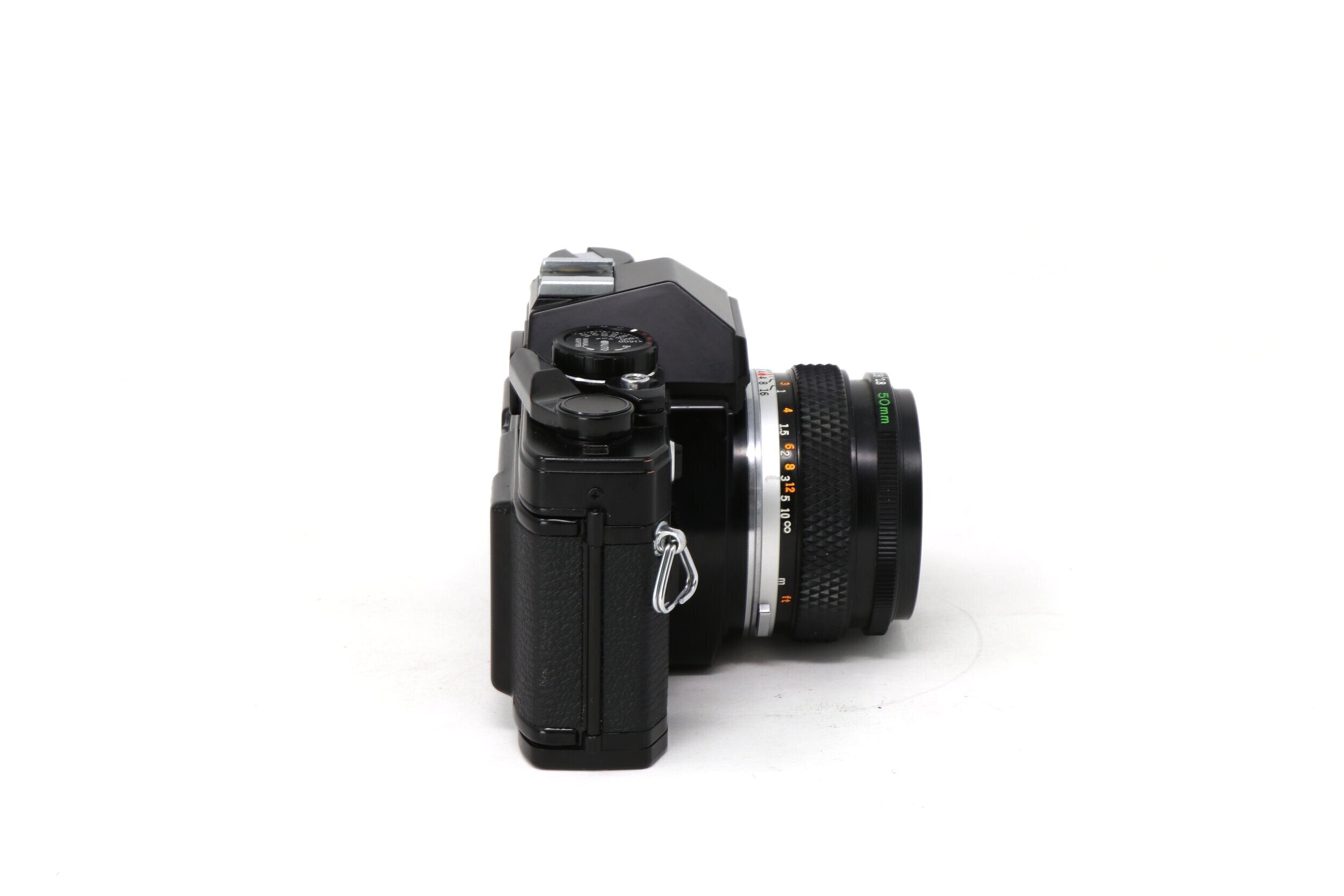 Olympus OM-10 35mm Film Camera with 50mm lens (Black) – Relics