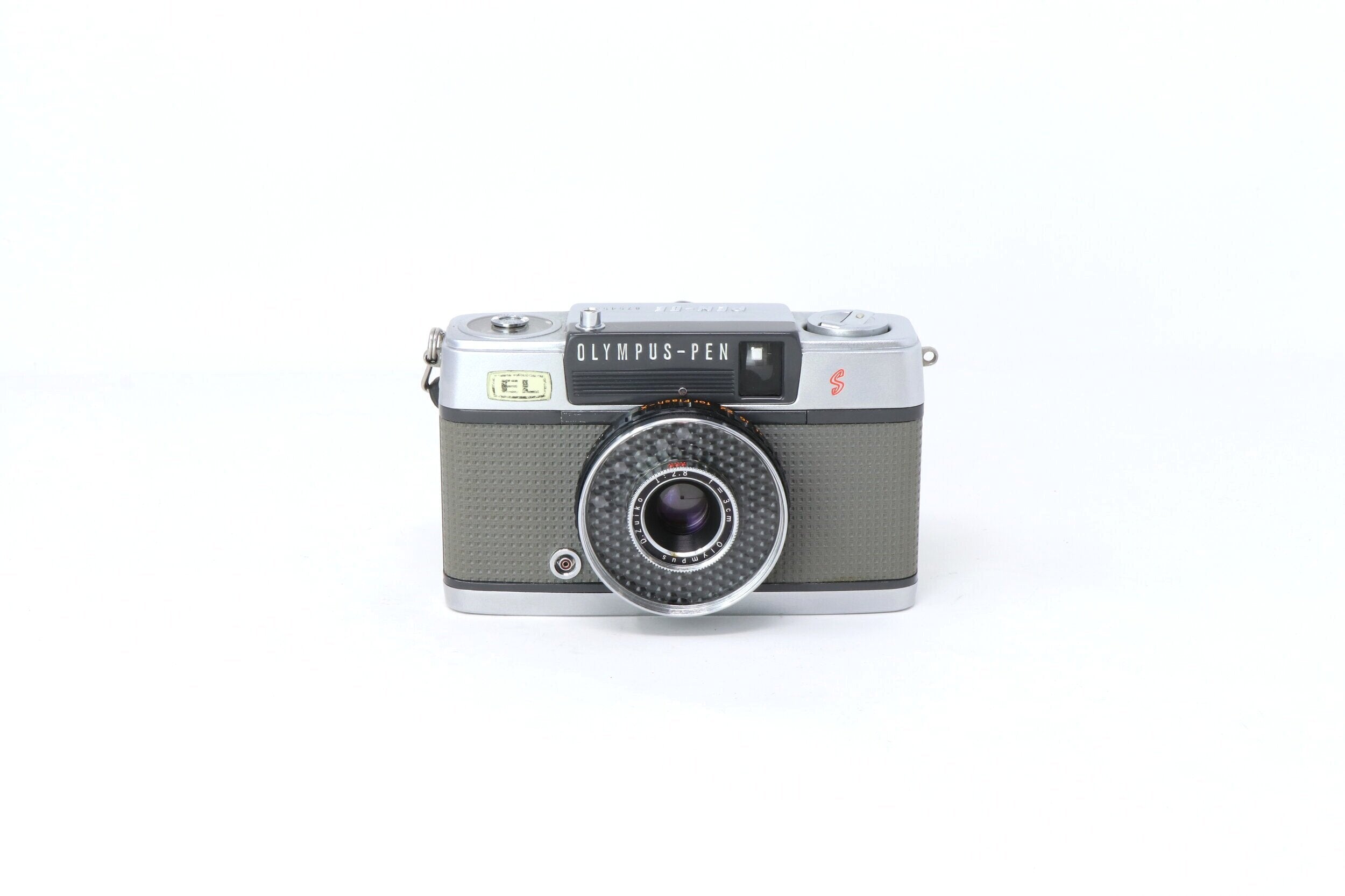 Olympus Pen EE 35mm Film Camera (1961) – Relics