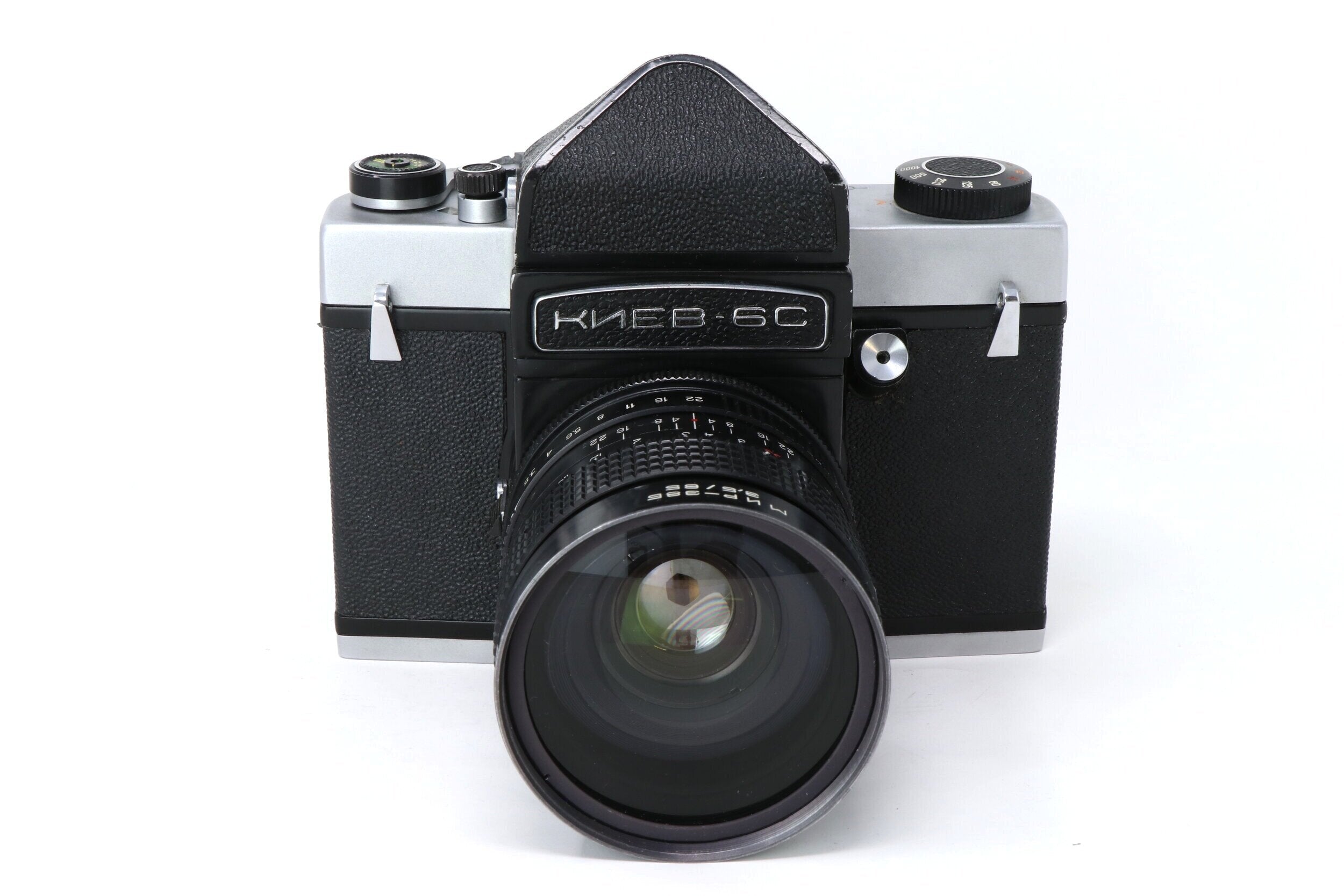Kiev 6c 120 Film Camera with 65mm lens – Relics