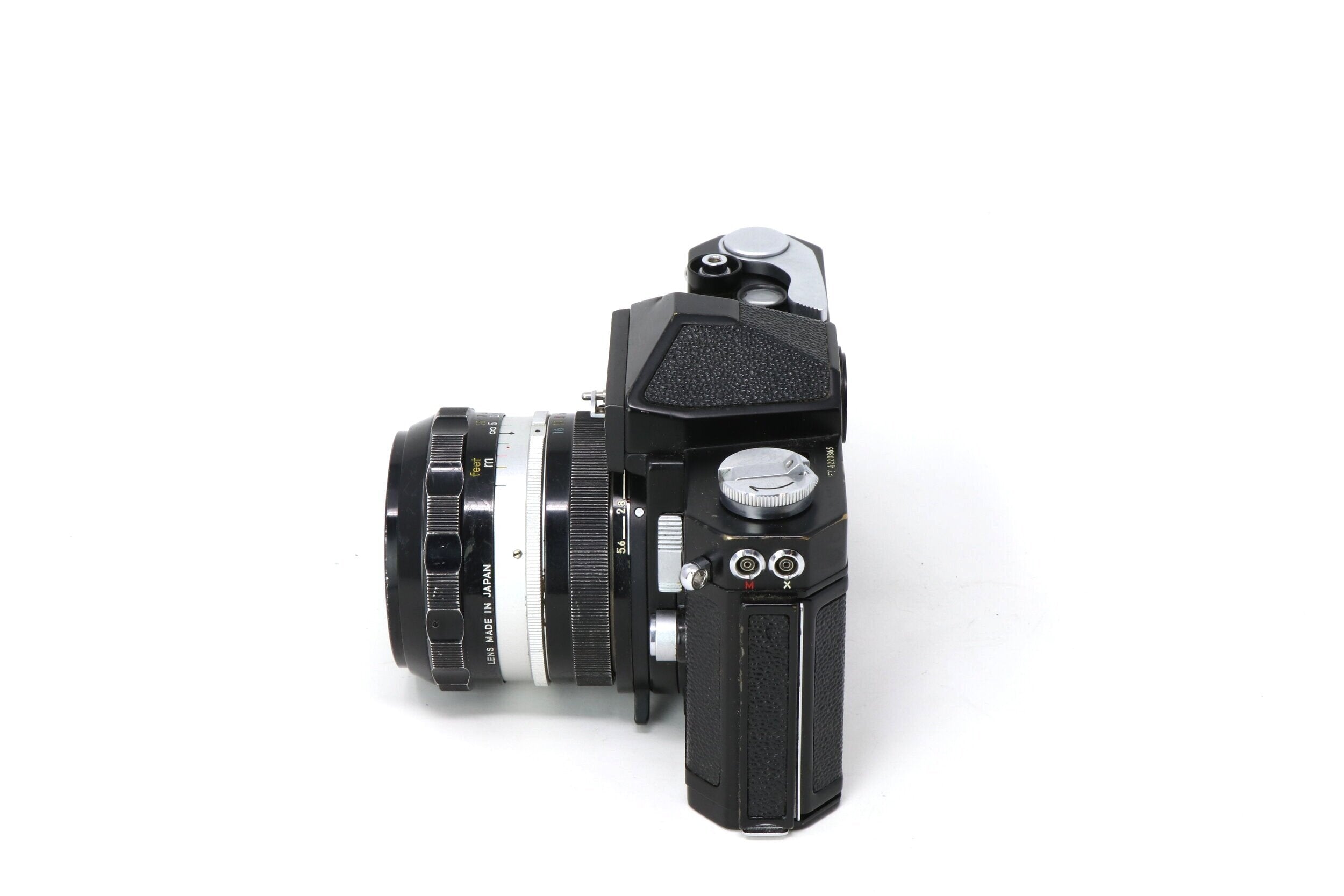 Nikon Nikkormat 35mm Film Camera Black with 50mm lens – Relics