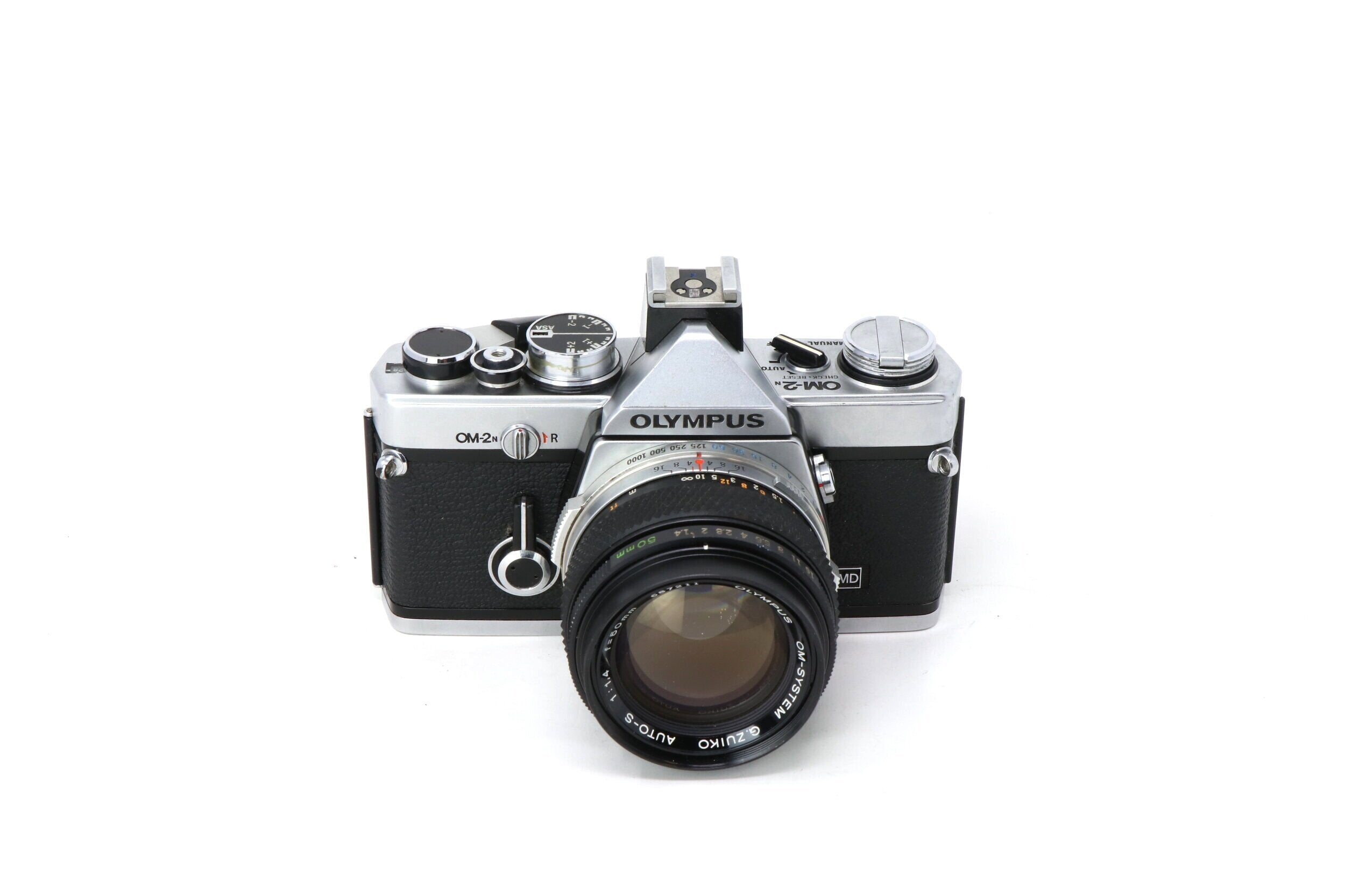 Olympus OM-2n 35mm Film Camera with 50mm lens – Relics
